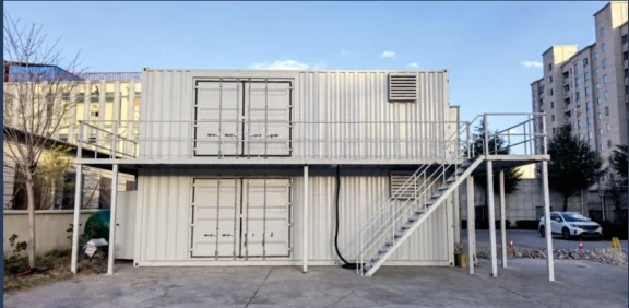 Container hotel